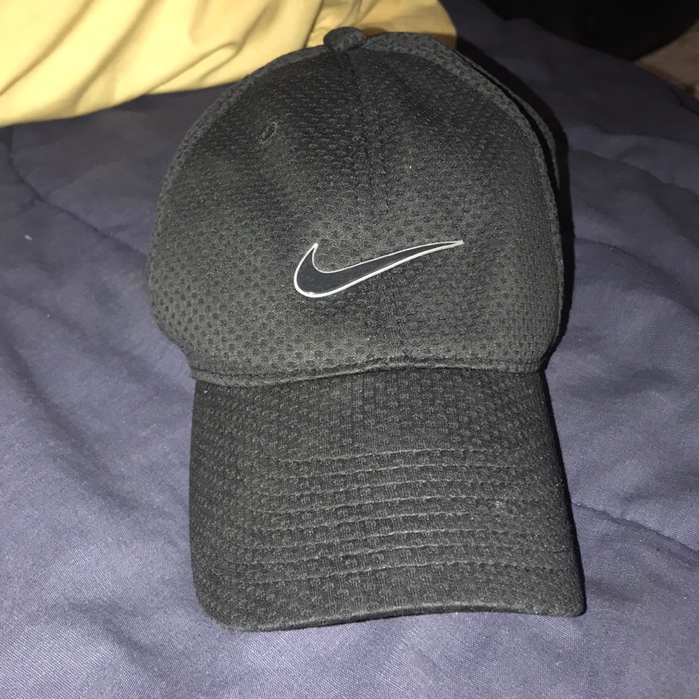 Nike Womens Work Out Hat